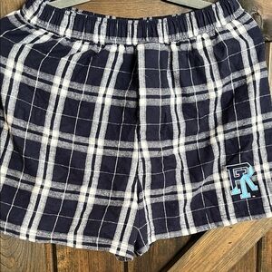 Plaid Women's Shorts Rhode Island UN